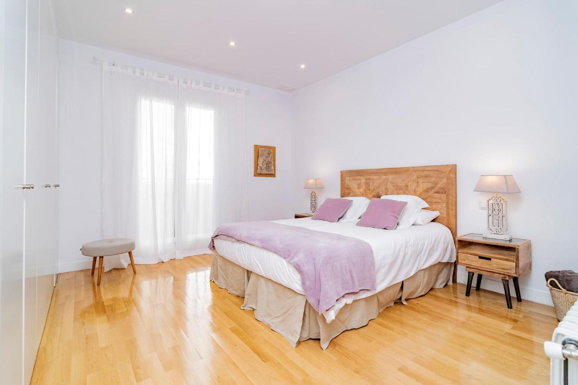 Juan Bravo Suites Madrid Exterior photo